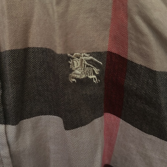 Men’s Burberry Dress Shirt - Picture 2 of 4